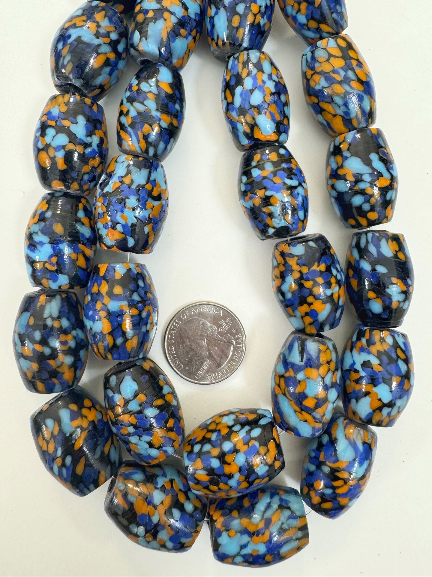 pale sky blue dark blue orange black mix spotted swirl motif, vintage look glass, 25x19mm barrel mix, 15