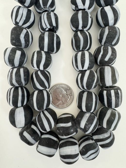matte white black stripe motif, vintage look glass, 18mm irregular round mix, 15
