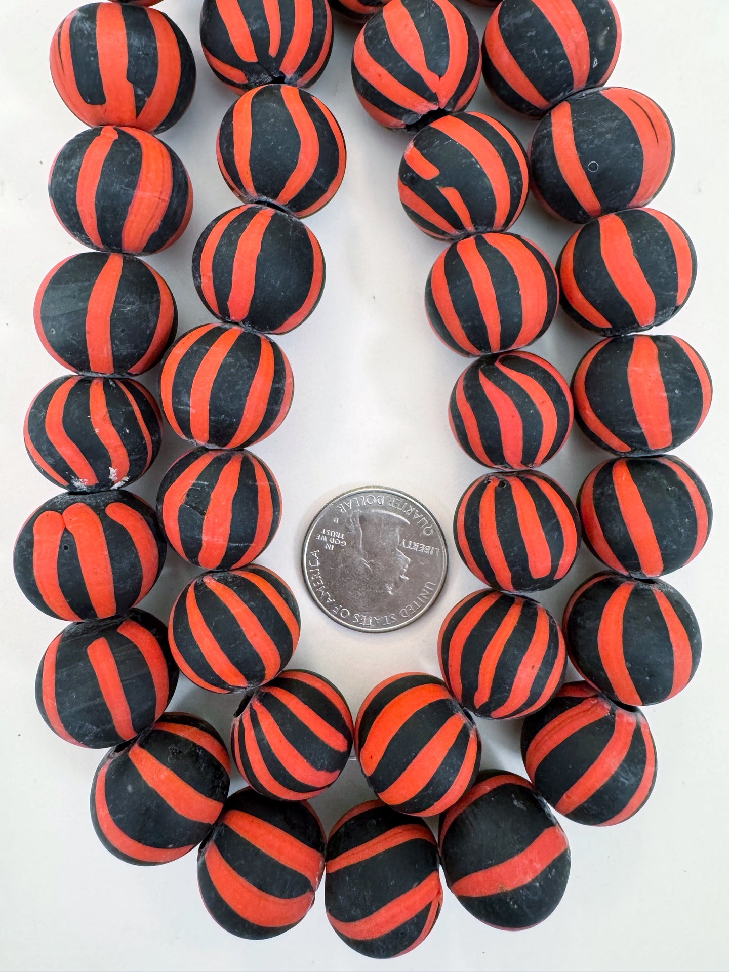 matte pale red black stripe motif, vintage look glass, 20mm round mix, 15
