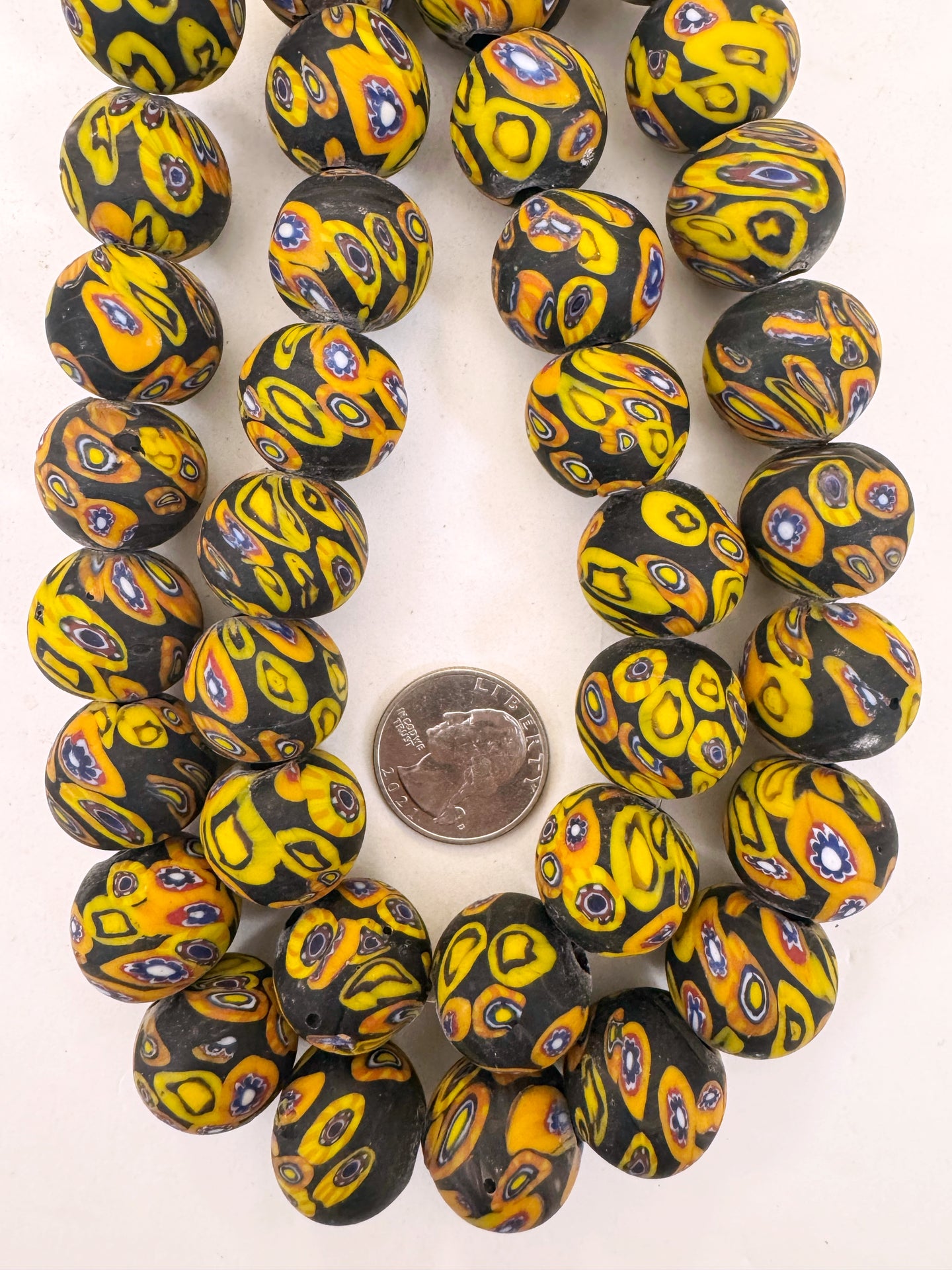 matte yellow orange red white blue black millefiori motif, vintage look glass, 19-20mm round mix, 15