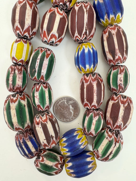 color mix chevron motif, old stock vintage glass, 23-32mm barrel mix, 15