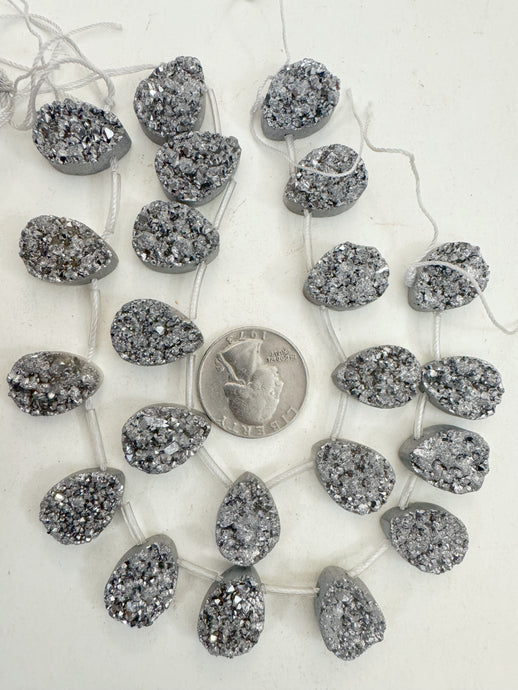 pale dark metallic silver coated druzy quartz, 18x13x7mm top drilled teardrop pendant, 11 piece strand, sold per strand