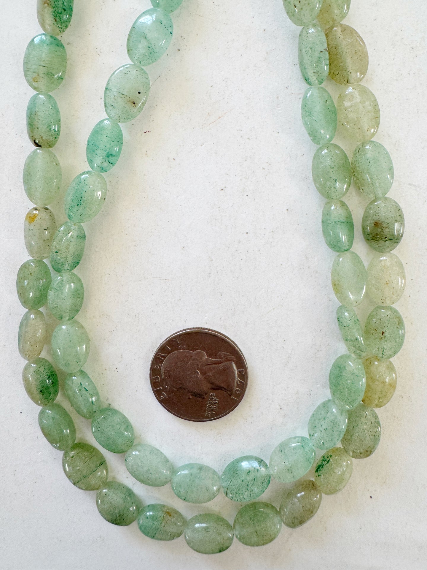 indian green aventurine, 12x8x5mm oval, 15