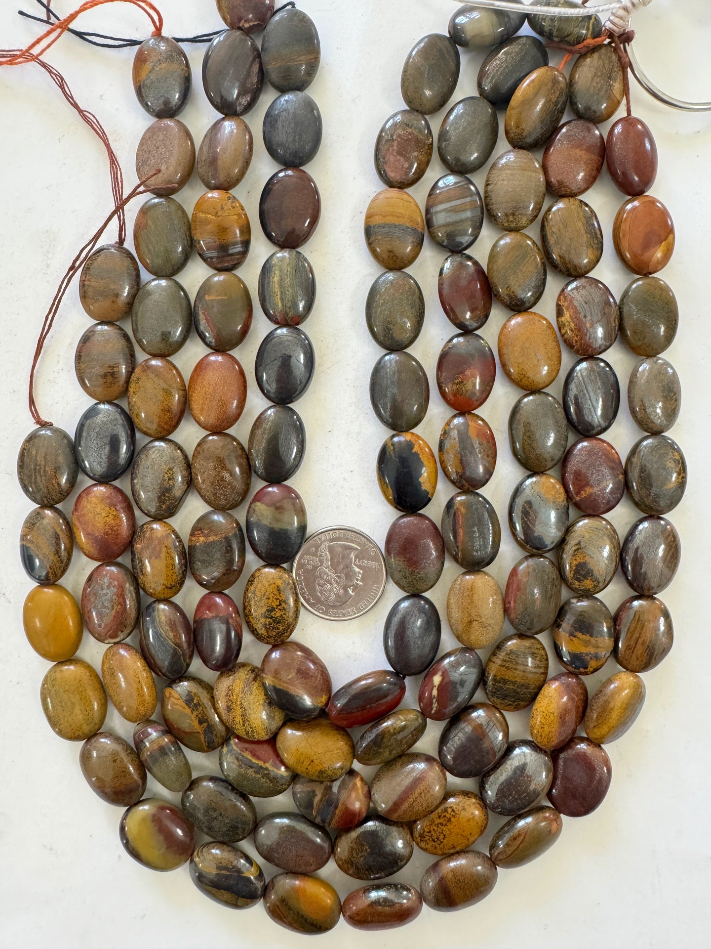 red wooden jasper, 20x15x8mm oval, 15