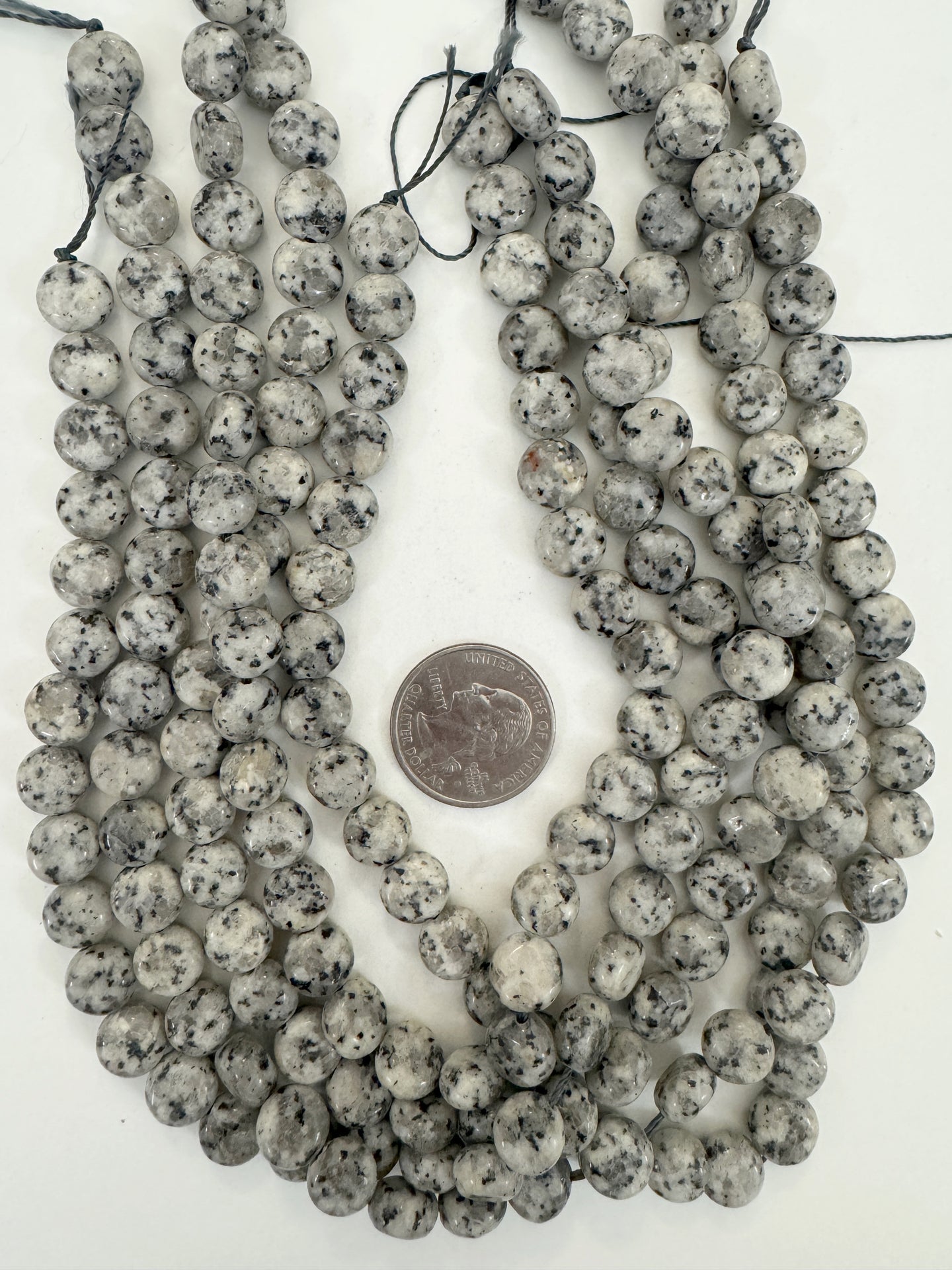 serpentine, 10x10x6mm coin, 15