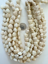 magnesite, 15x14x8mm heart, 15" strand, SOLD PER STRAND
