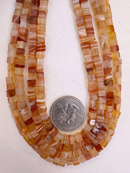 red sardonyx , 4mm cube, 15