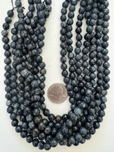color enhanced serpentine: dark gray blue, 8mm faceted round, 15" strand, SOLD PER STRAND
