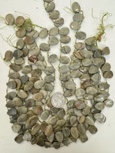 yellow silver leaf jasper, 18x13x3mm wavy teardrop pendant, 15" strand, sold per strand