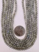 labradorite, 4mm round, 15" strand, sold per strand