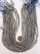 labradorite, 4mm round, 15" strand, sold per strand