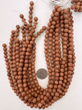 goldstone, 8mm round, 15" strand, sold per strand