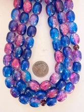 dark electric blue hot pink, crackle motif, vintage look glass, 16x13mm barrel, 15" strand, sold per strand
