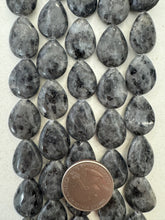 black labradorite, 20x14x7mm pear teardrop, 15" strand,  SOLD PER STRAND