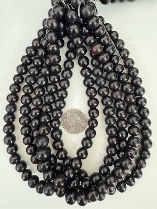 black, single color, vintage look resin, 11x10mm rondelle, 15
