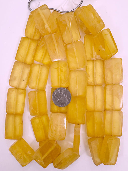 amber yellow white swirl, vintage look resin, 32x22x7mm rectangle, 15