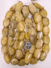 pale yellow dark brown crackle, vintage look resin, 34x22x7mm overlapping oval, 15" strand, sold per strand