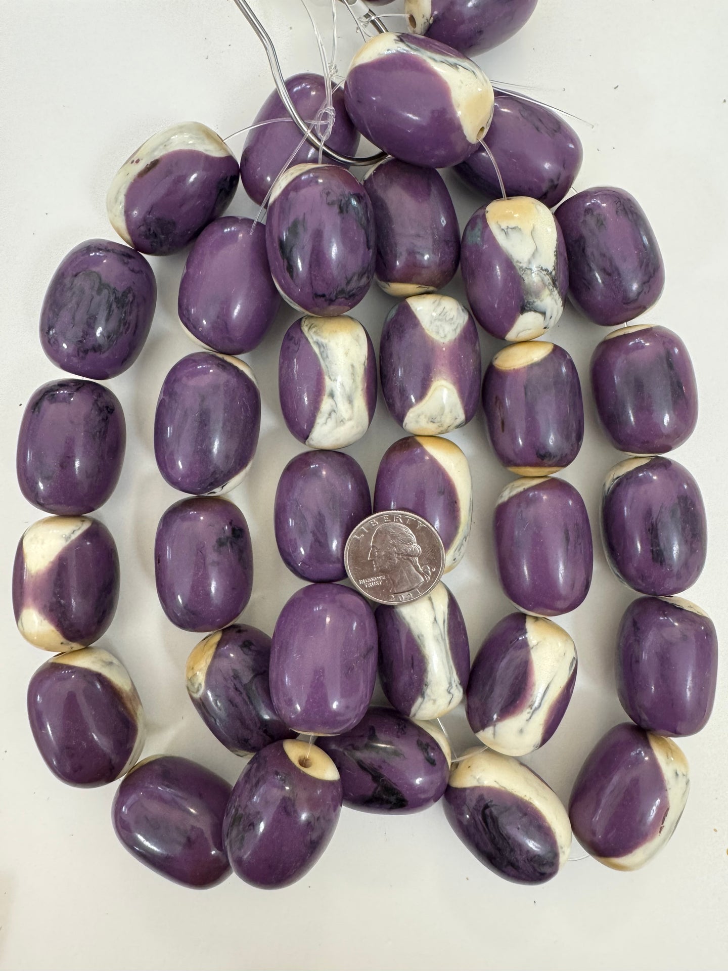white black pale grape purple black swirl, vintage look resin, 33x25mm barrel tube, 15
