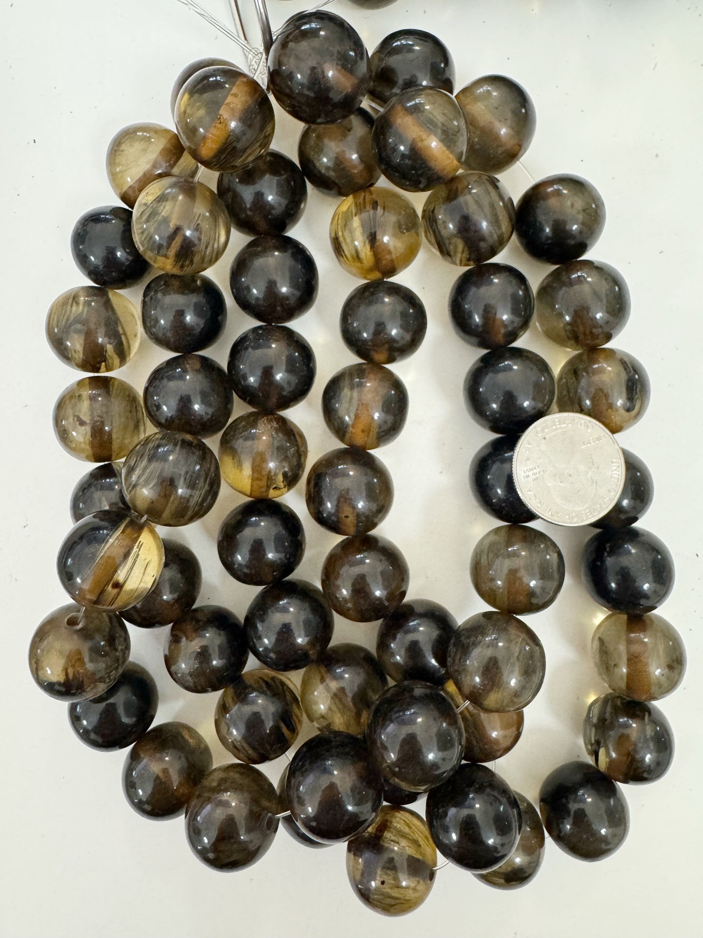 dark pale brown golden swirl, vintage look resin, 20mm nugget round, 15