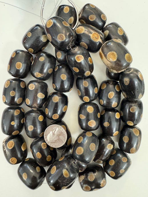 black off white golden horn, small polka dot motif, 32x24mm barrel tube, 15