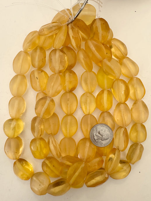 amber peach, faux amber, vintage look resin, 23x20x11mm nugget style mix, 15