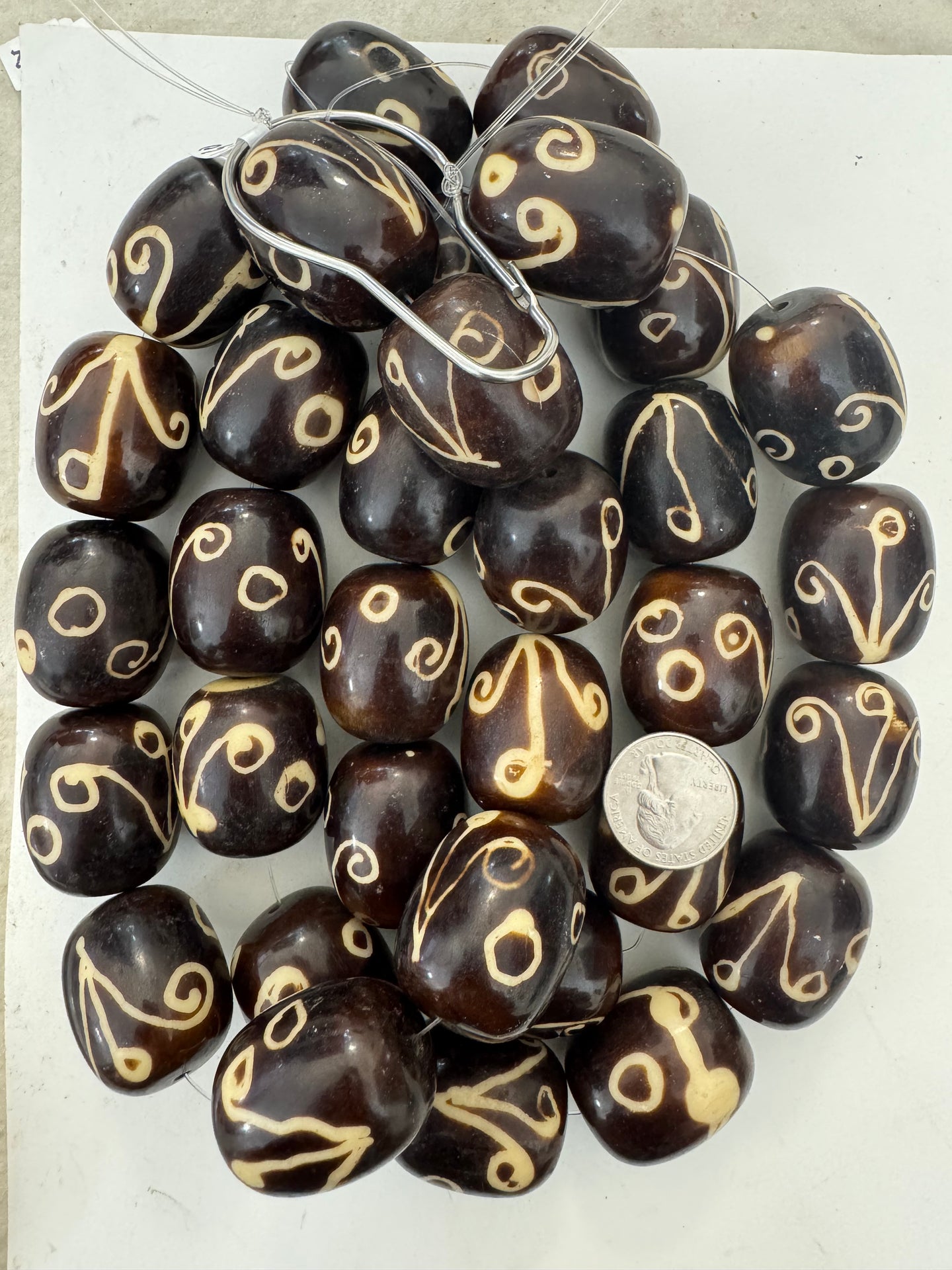 dark brown off white flower motif, faux bone, vintage look resin, 35x29mm barrel tube, 15