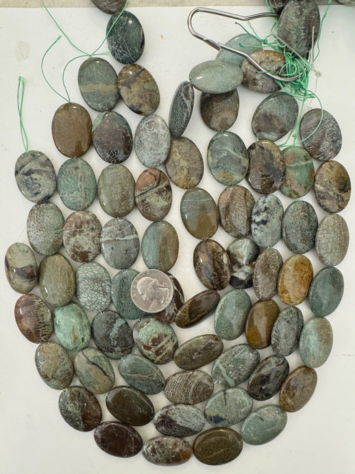 green snake skin jasper, 30x22x8mm oval, 15