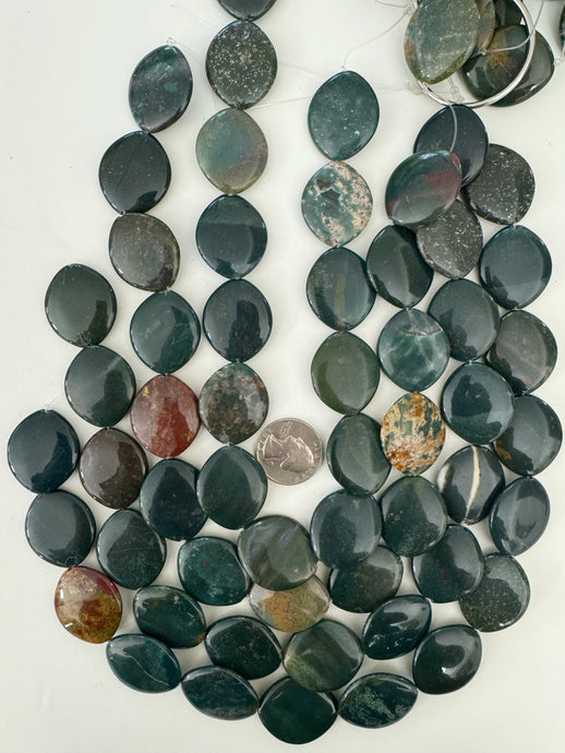 yellow green bloodstone, 29x24x6mm horse eye, 15