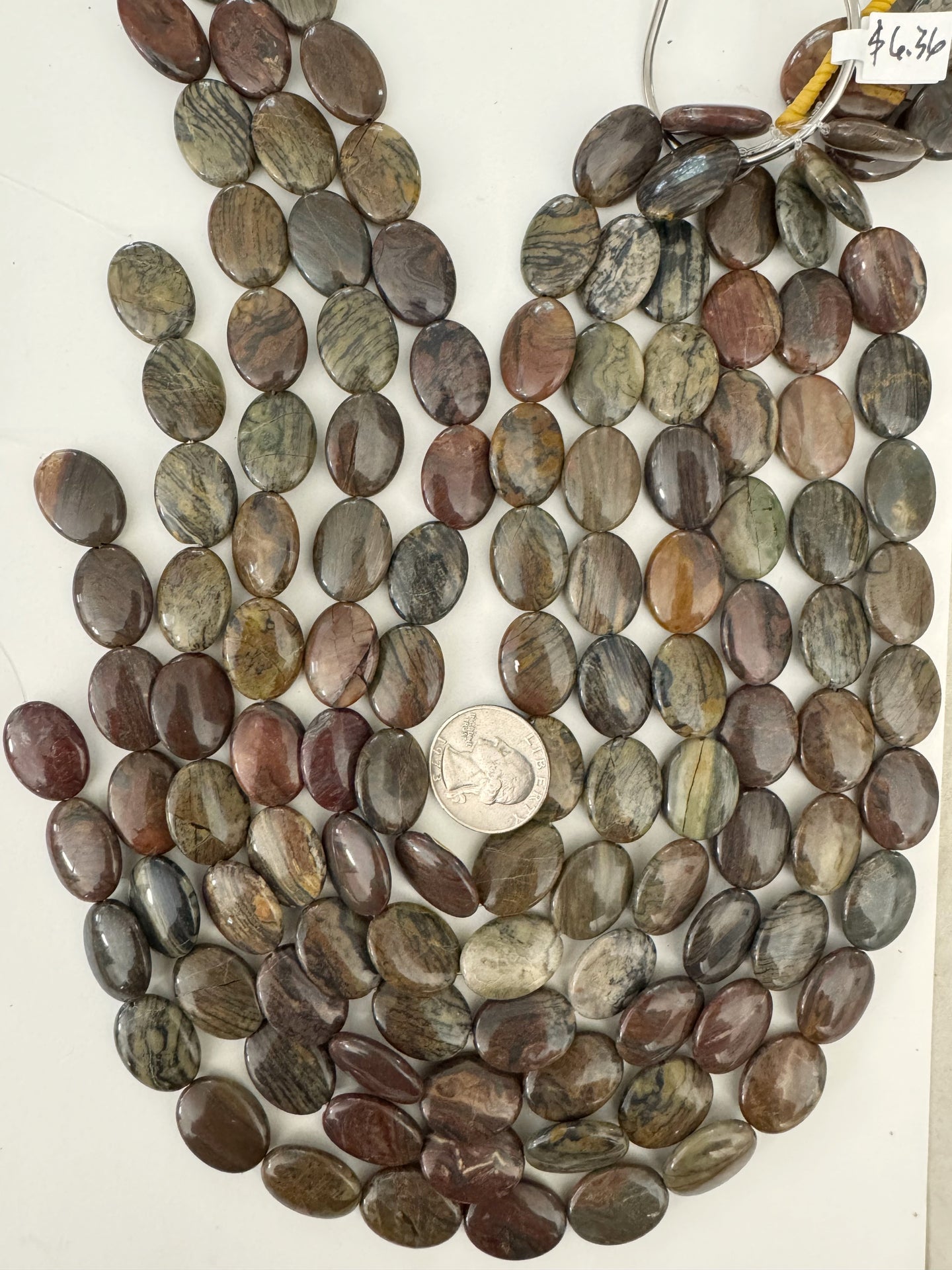 red wooden jasper, 20x15x6mm oval, 15