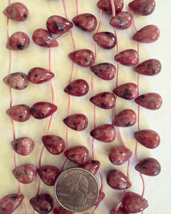 Pink kiwi quartz, 15x10x10mm pear pendant, 15" strand