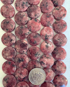 Pink kiwi quartz, 20x20x7mm puff coin, 15" strand